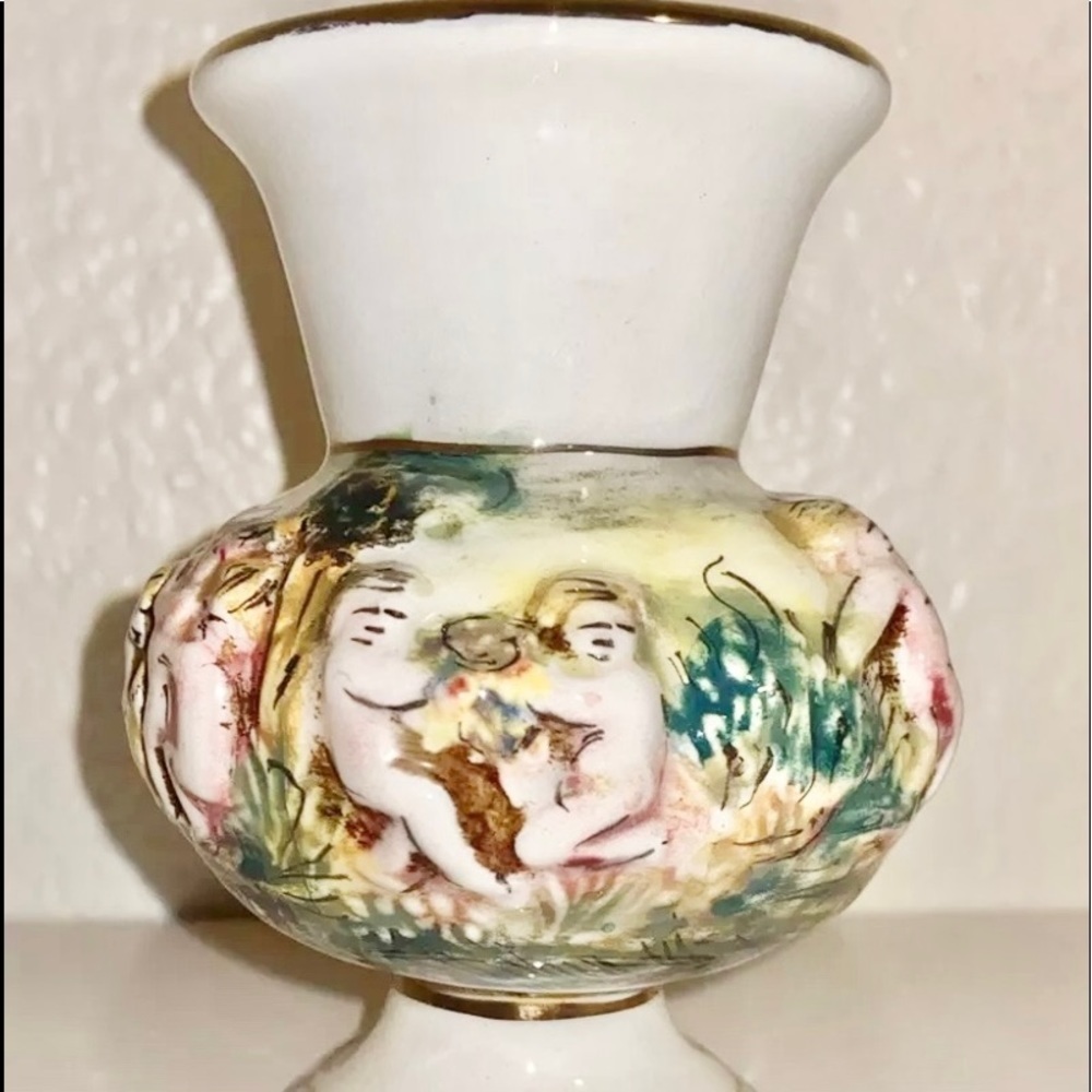 Vintage R. Capodimonte M.A.S. Porcelain Vase‎ ~ Italy 4” Excellent Condition